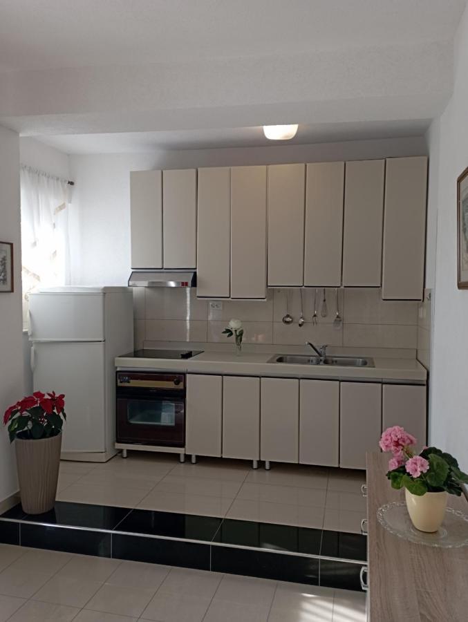 Apartmani Trubi 1 Vodice Exterior foto